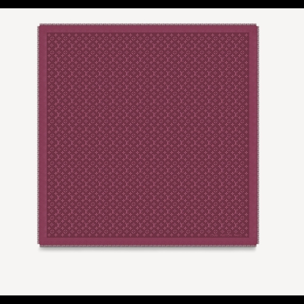 SOLD Authentic Louis Vuitton Shall - Picture 2 of 13